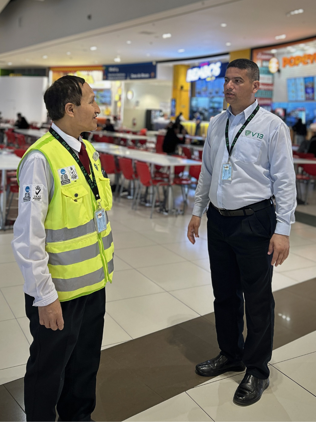 https://v13sac.com/wp-content/uploads/2026/07/PARTE-3.-FOTOS-DE-AGENTES-V13-.png